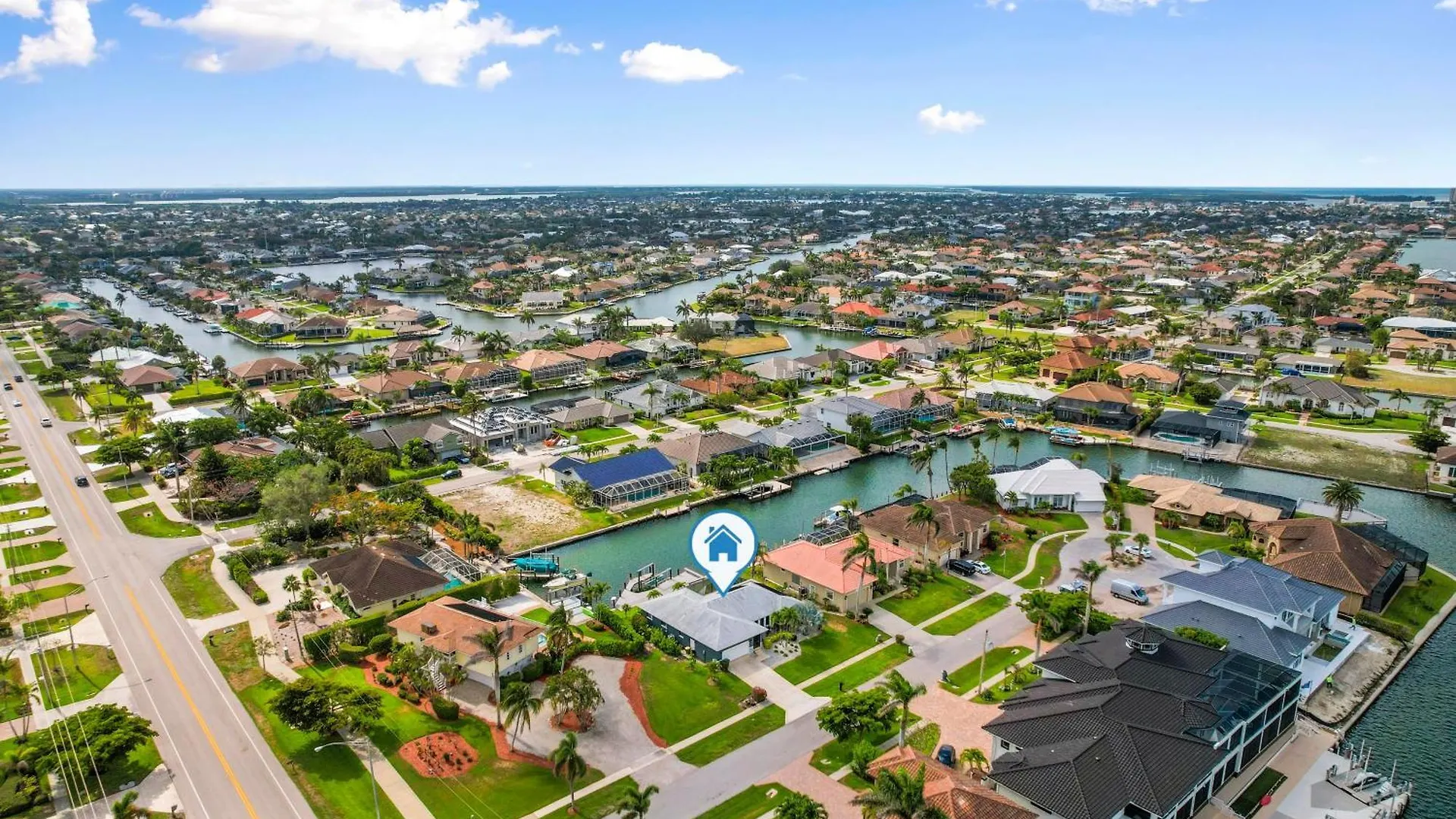 Holiday home Luxurious Waterfront Oasis In - Perfect For Families And Friends Marco Island