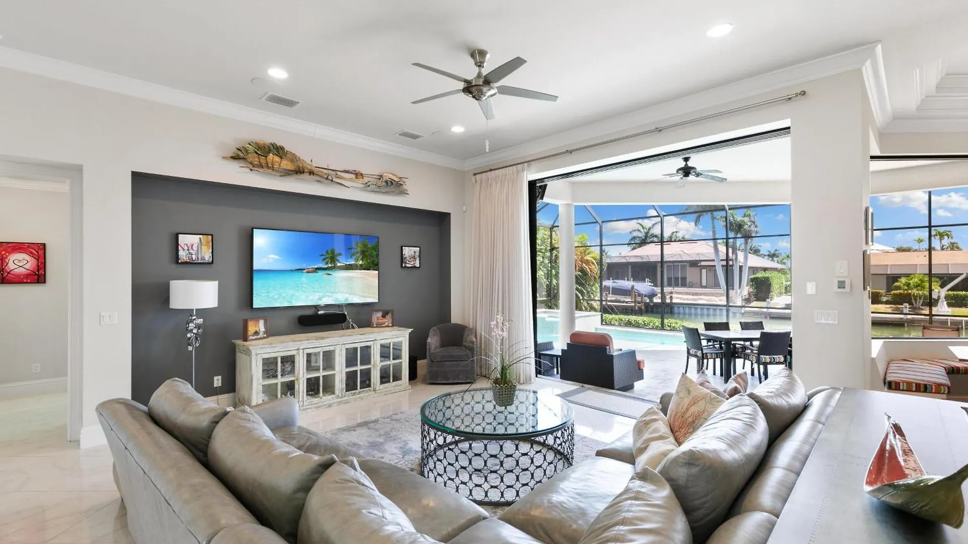 Stunning Luxurious Waterfront Oasis - Breathtaking Marco Island