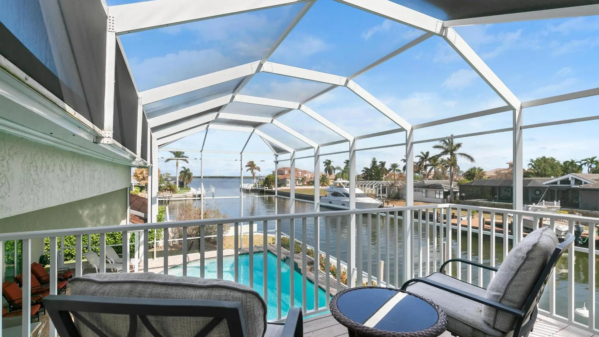 Coastal Haven Stylish Getaway In * Marco Island