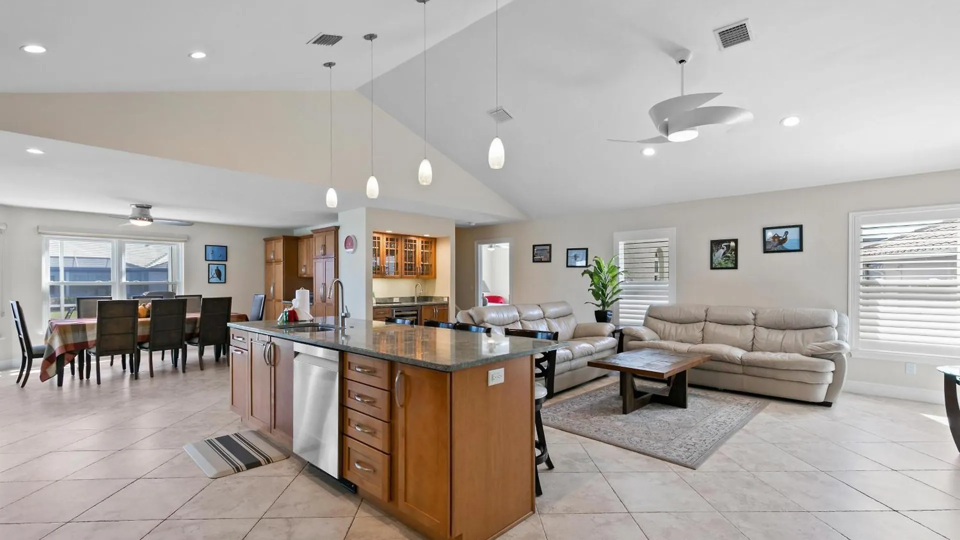 Coastal Haven Stylish Getaway In * Marco Island