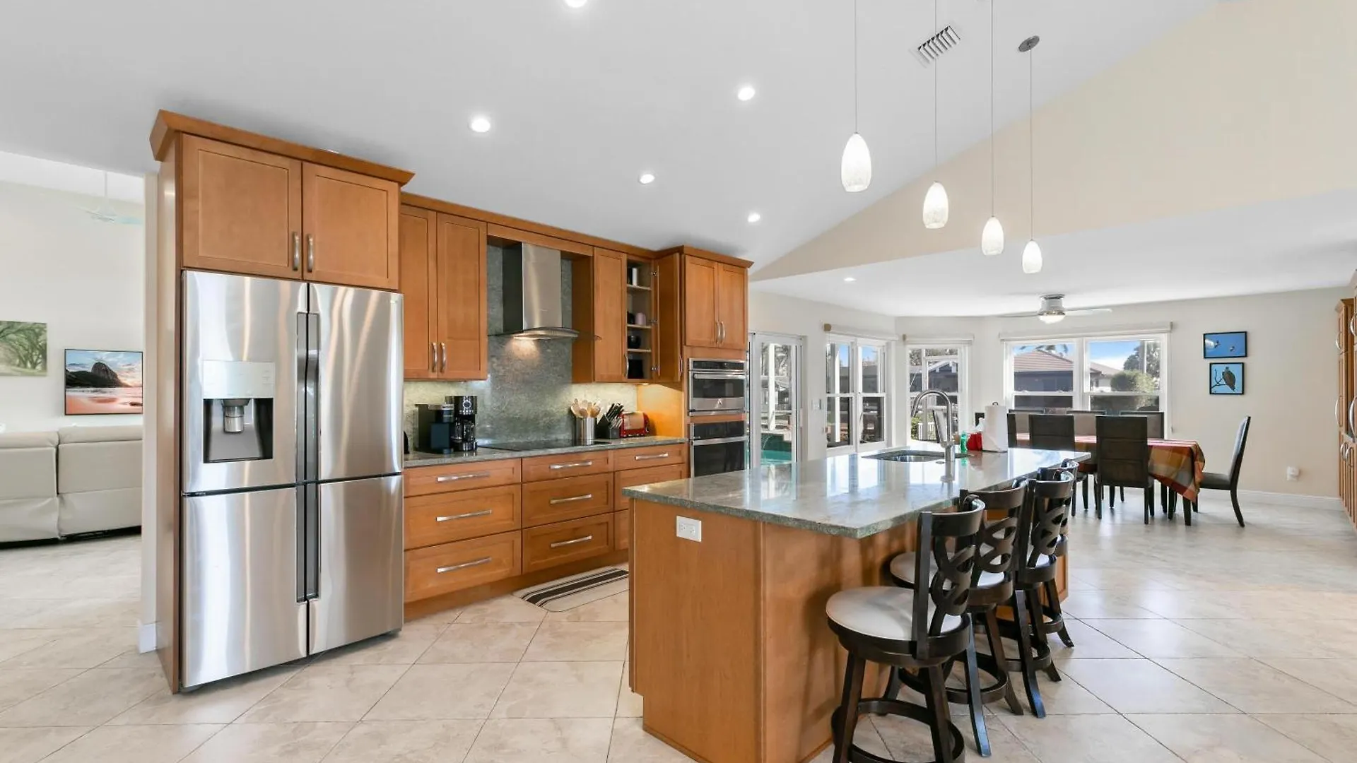 Coastal Haven Stylish Getaway In Holiday home Marco Island