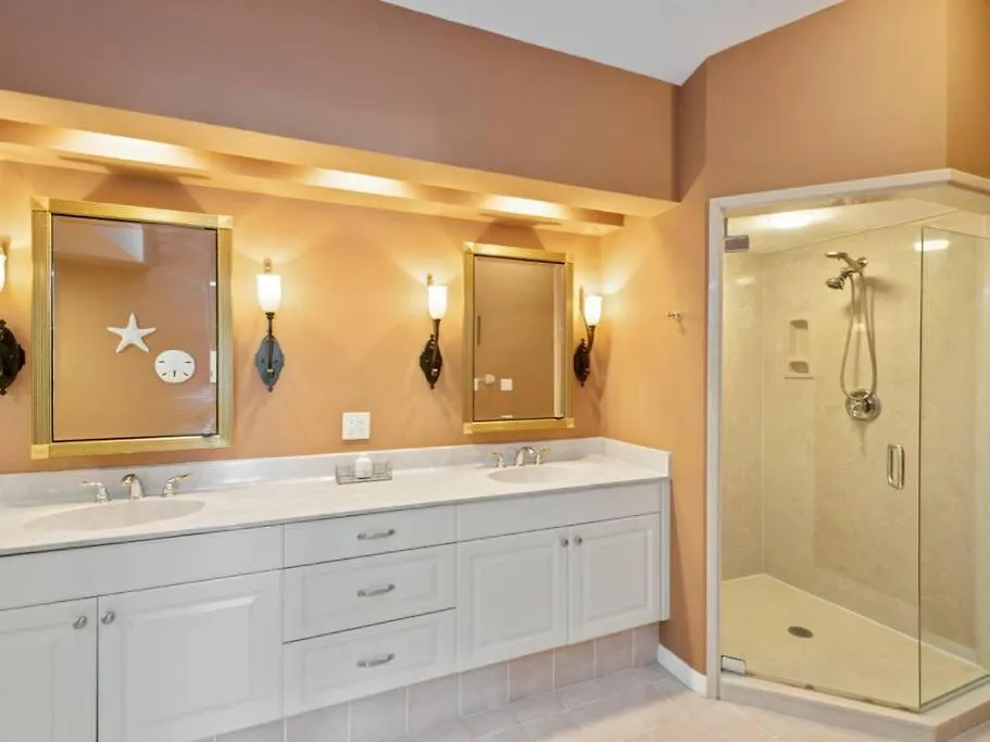 Holiday home Elevated 106 - Spacious 3 Bedroom Waterside Pool Marco Island