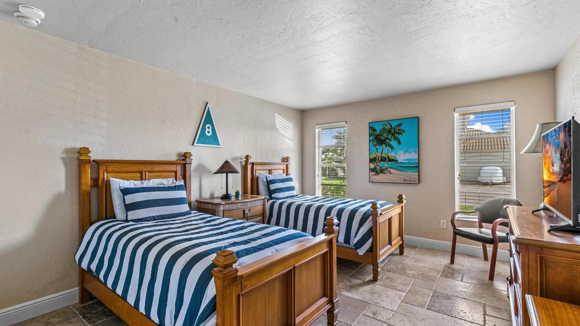Serenity By The Water 3-bedroom Luxury Escape With King Beds In A Tranquil Setting Holiday home Marco Island