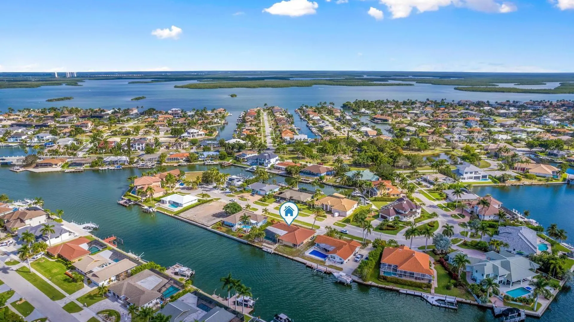 Serenity By The Water 3-bedroom Luxury Escape With King Beds In A Tranquil Setting * Marco Island