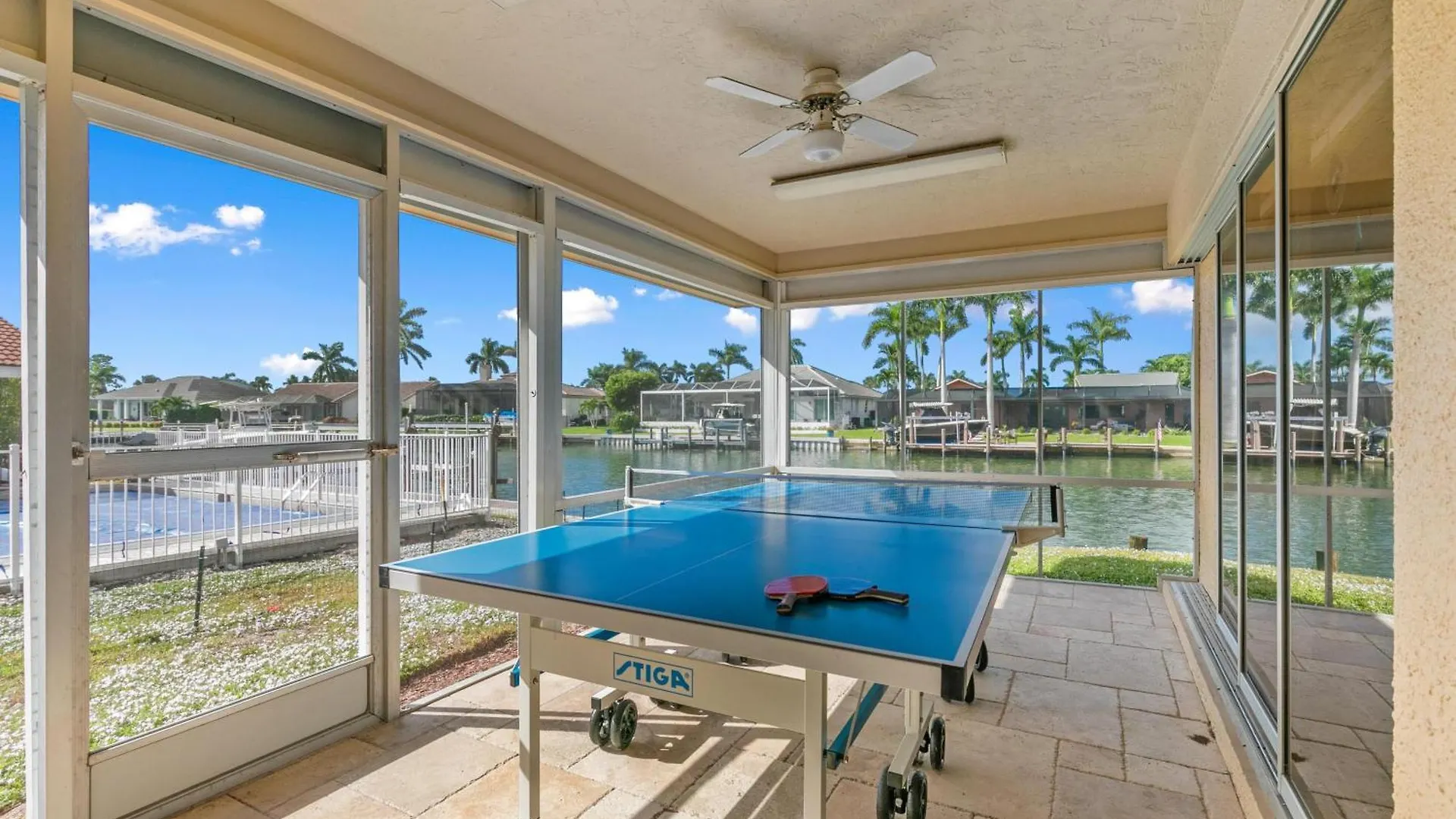 Serenity By The Water 3-bedroom Luxury Escape With King Beds In A Tranquil Setting Holiday home Marco Island