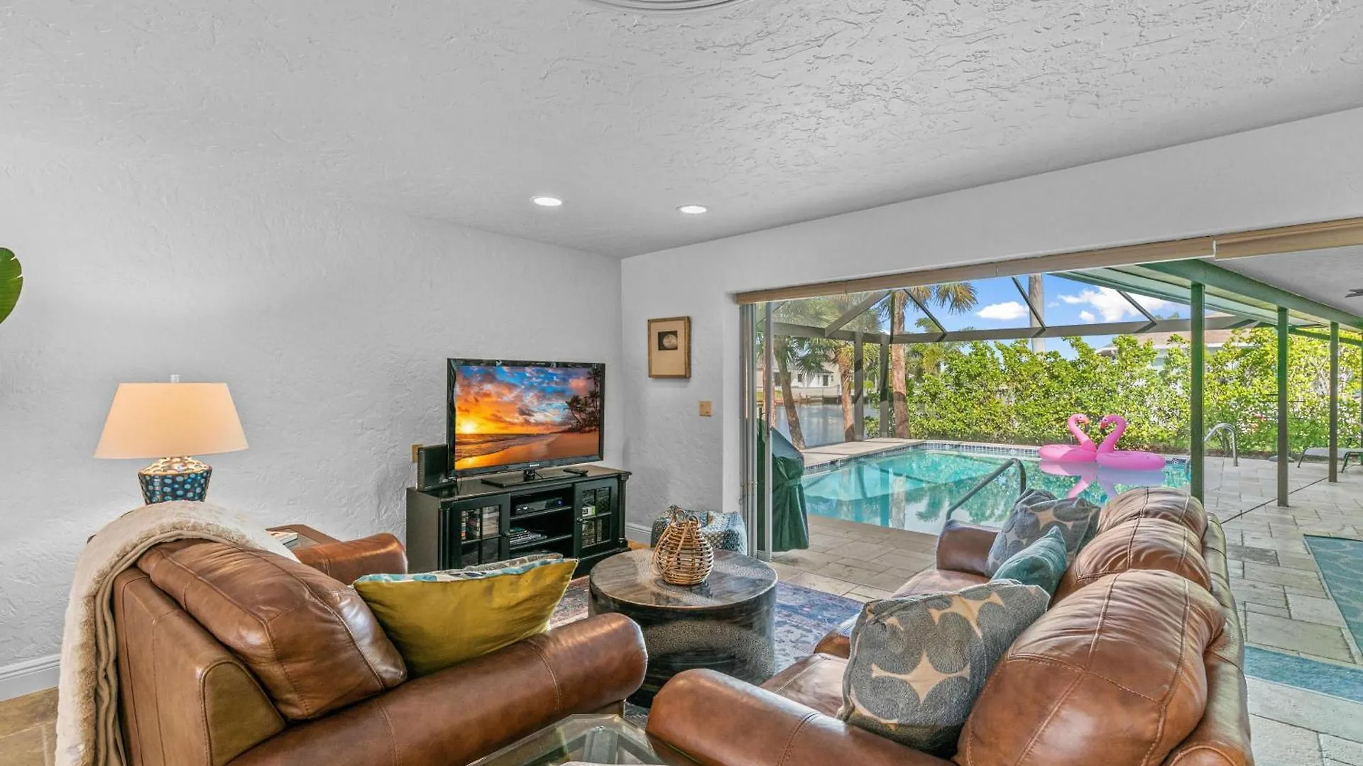 Holiday home Serenity By The Water 3-bedroom Luxury Escape With King Beds In A Tranquil Setting Marco Island