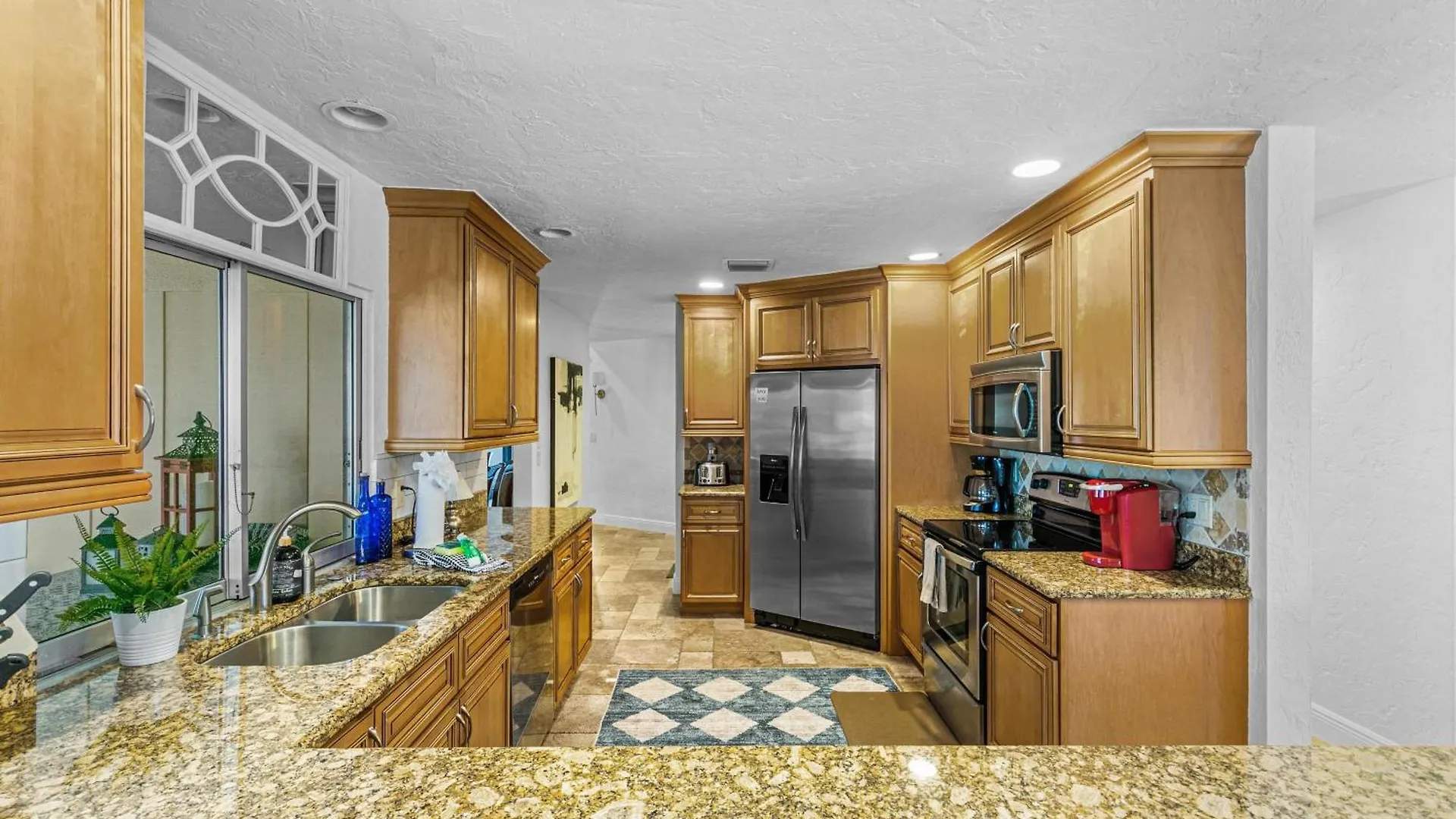 Serenity By The Water 3-bedroom Luxury Escape With King Beds In A Tranquil Setting Holiday home Marco Island