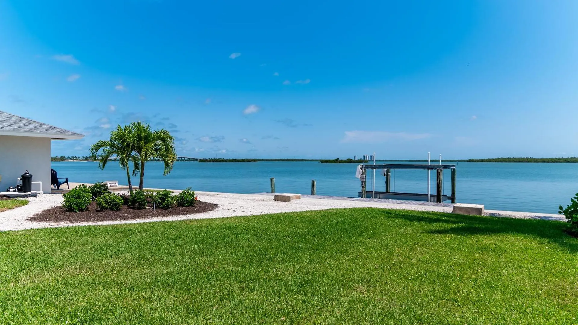 Waterfront 3 Bed 3 Bath With Panoramic Bay Views * Marco Island