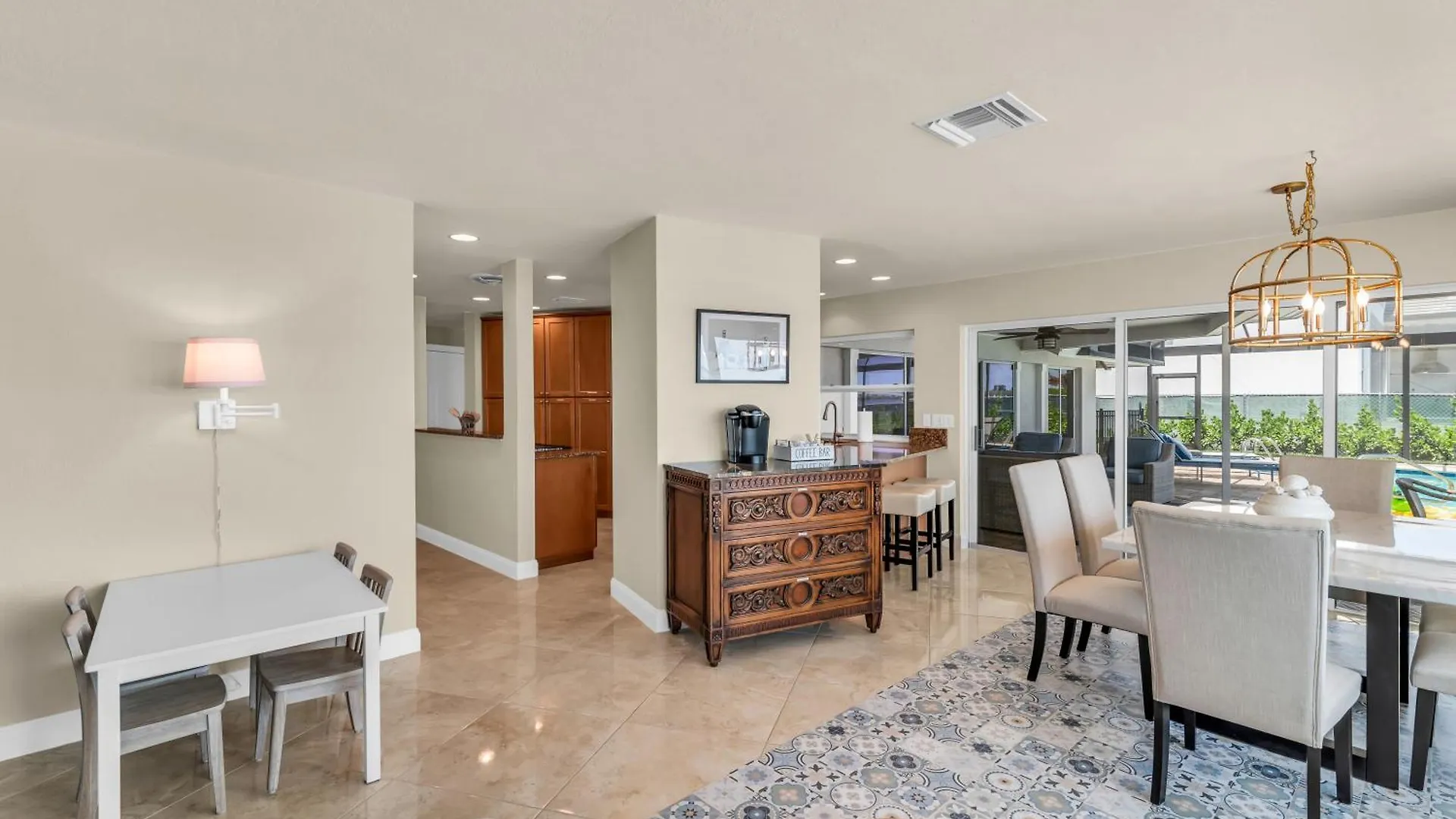 Waterfront 3 Bed 3 Bath With Panoramic Bay Views Holiday home Marco Island