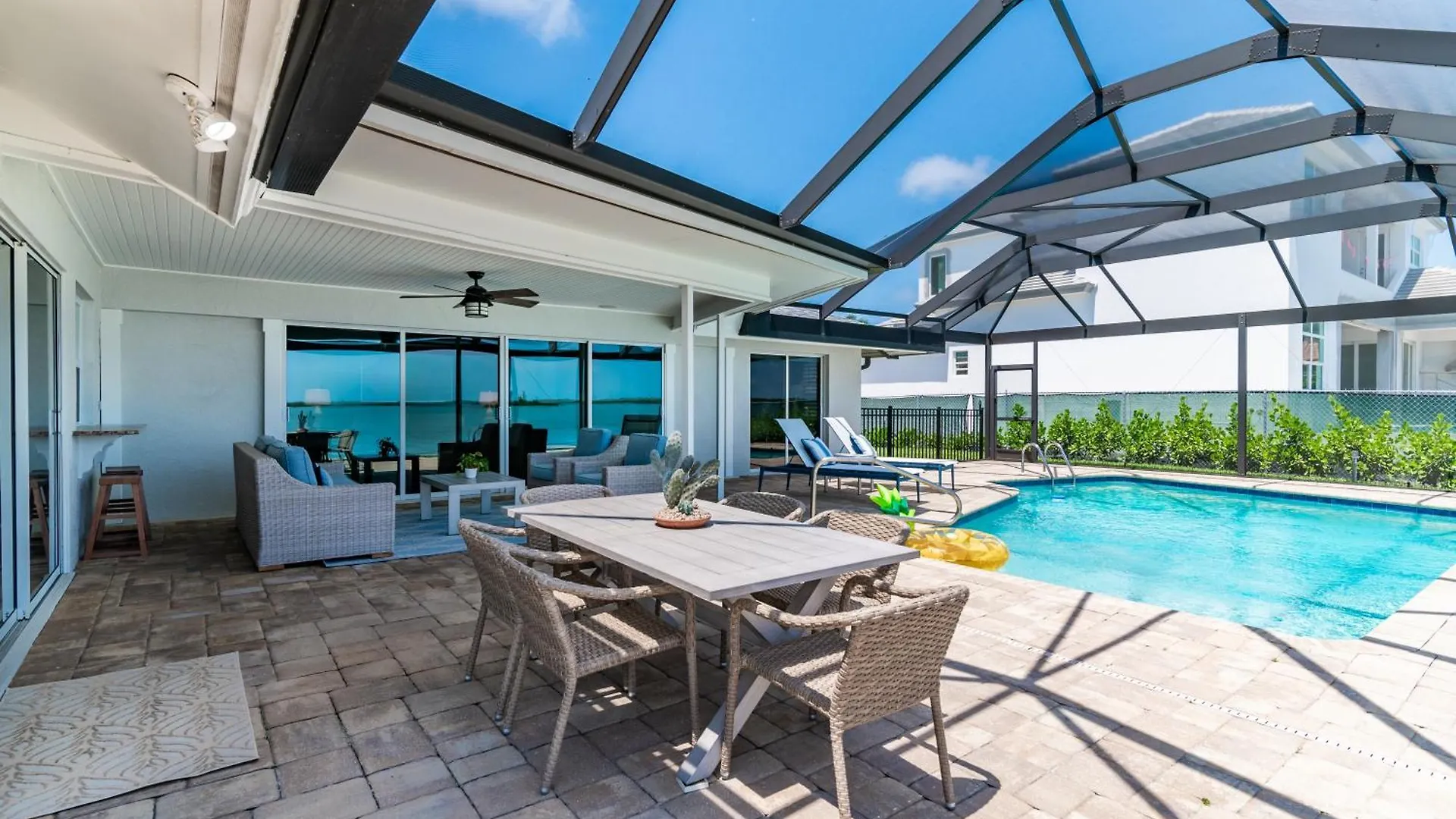 Waterfront 3 Bed 3 Bath With Panoramic Bay Views * Marco Island