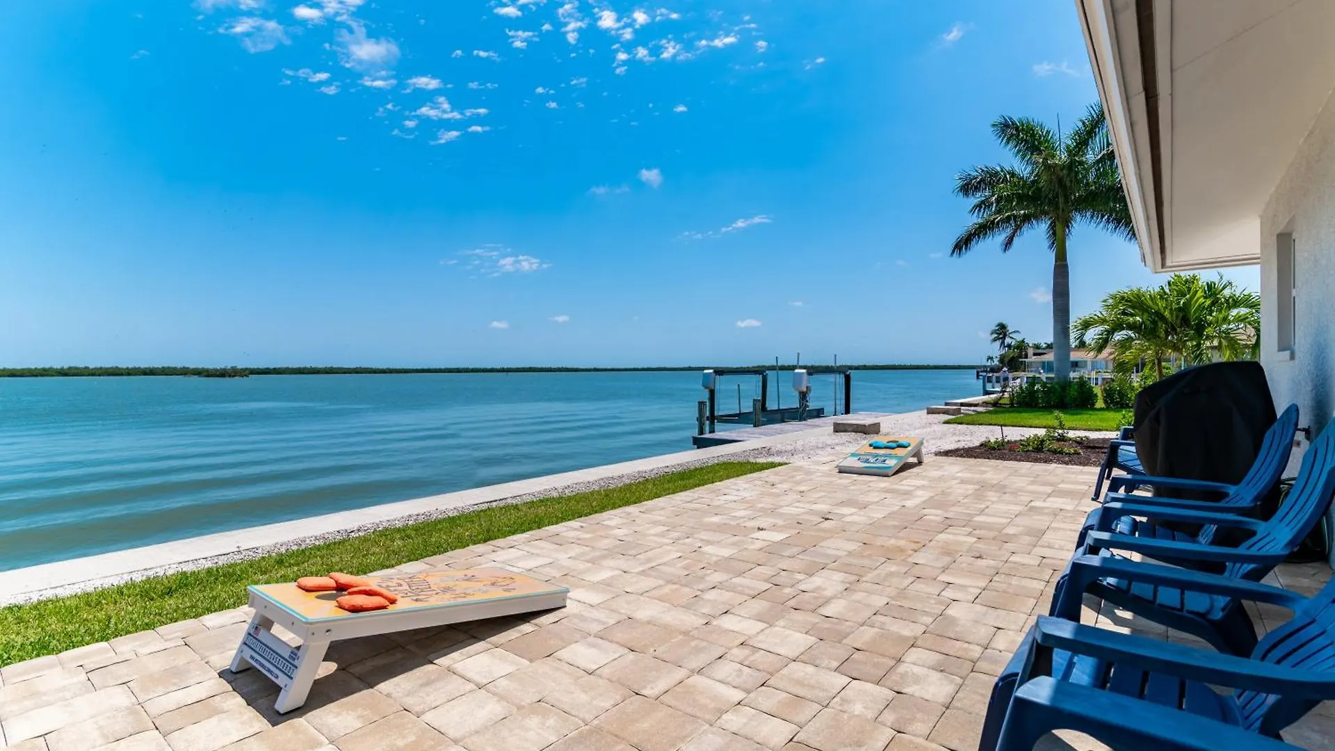 Waterfront 3 Bed 3 Bath With Panoramic Bay Views Holiday home Marco Island