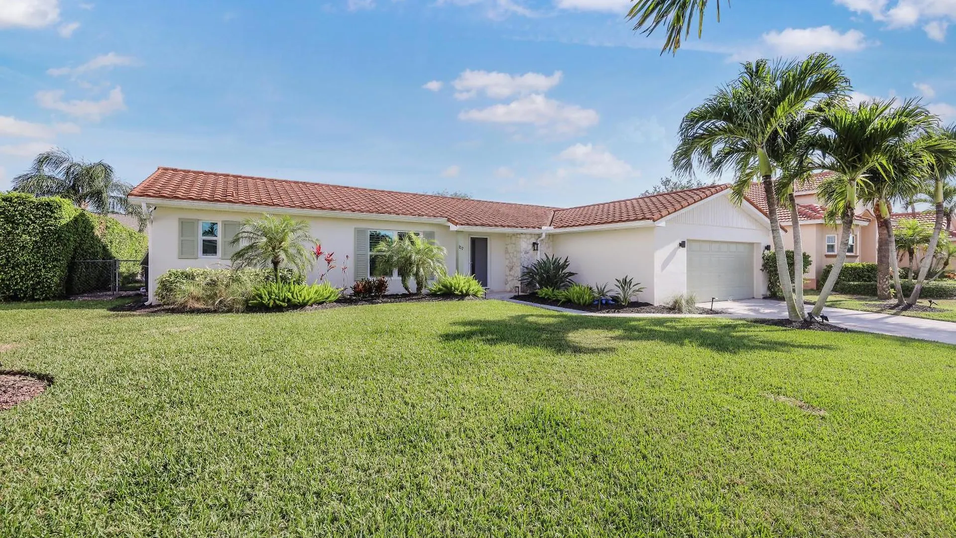 Holiday home 1217 Bluebird Avenue *