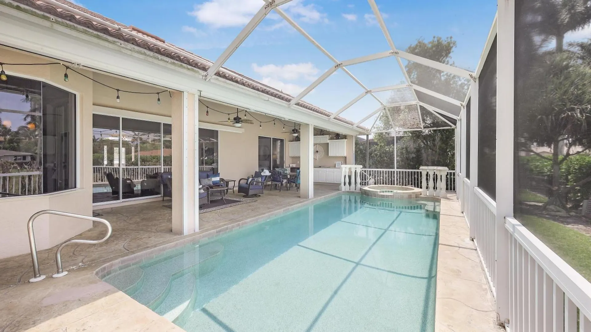 220 Beachcomber Street Holiday home *