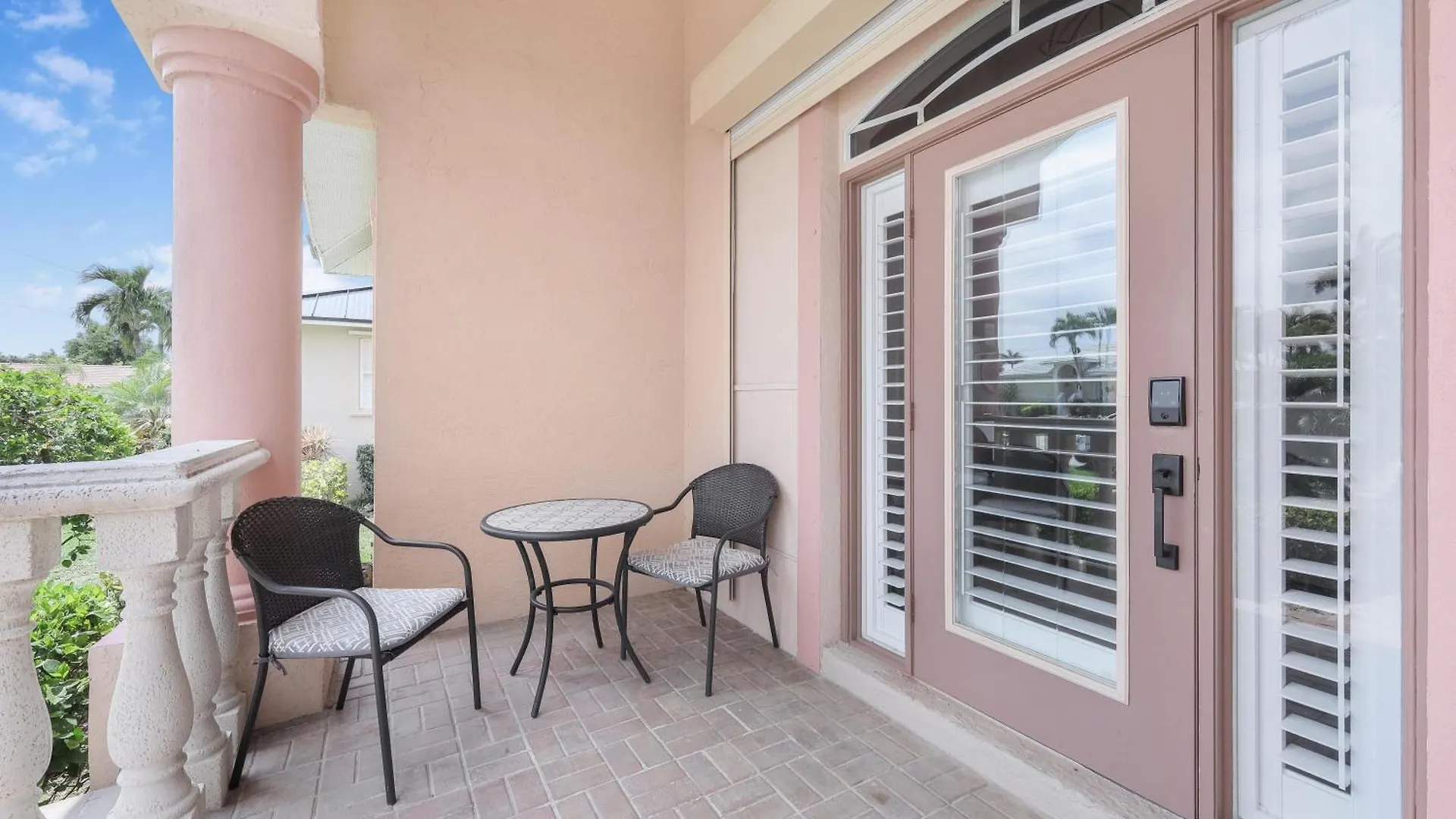 Holiday home 220 Beachcomber Street *