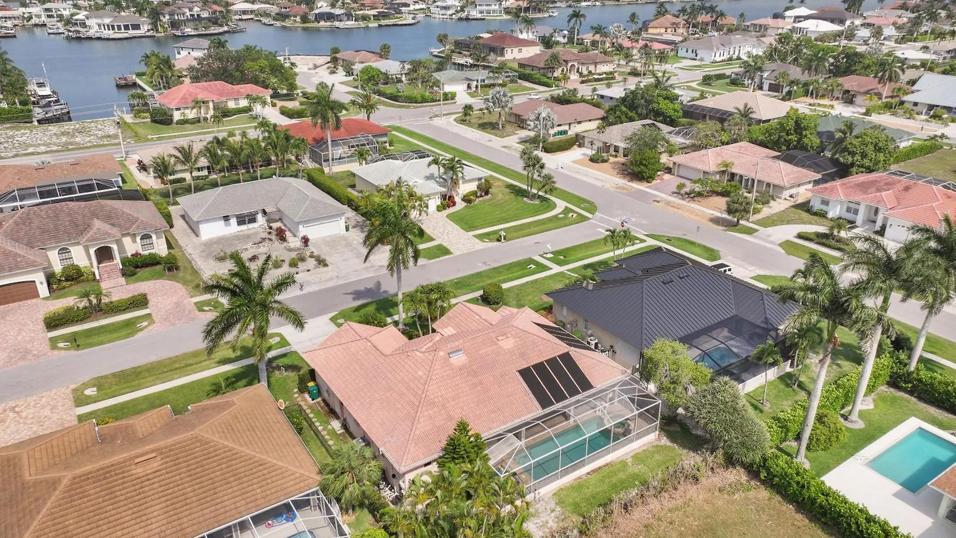 220 Beachcomber Street Holiday home *