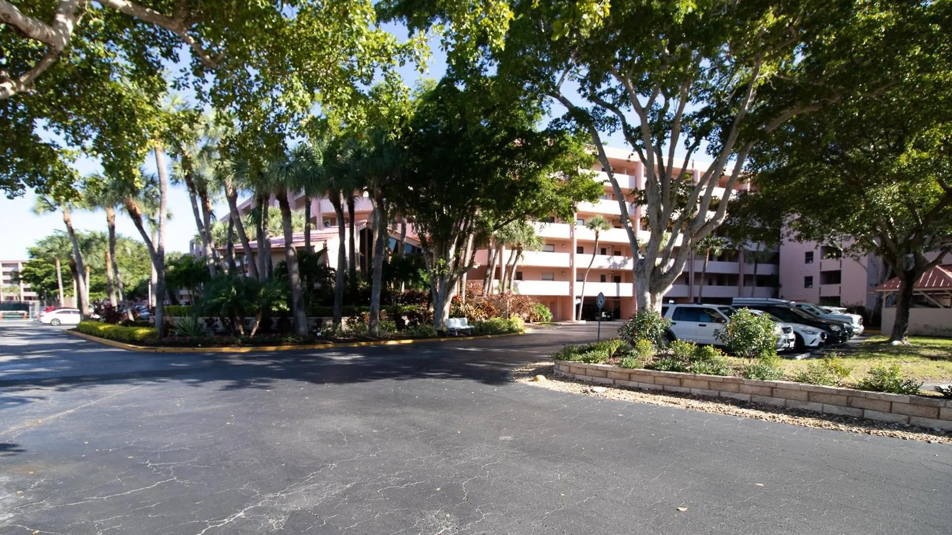 Island Whispers Hideaway Marco Island