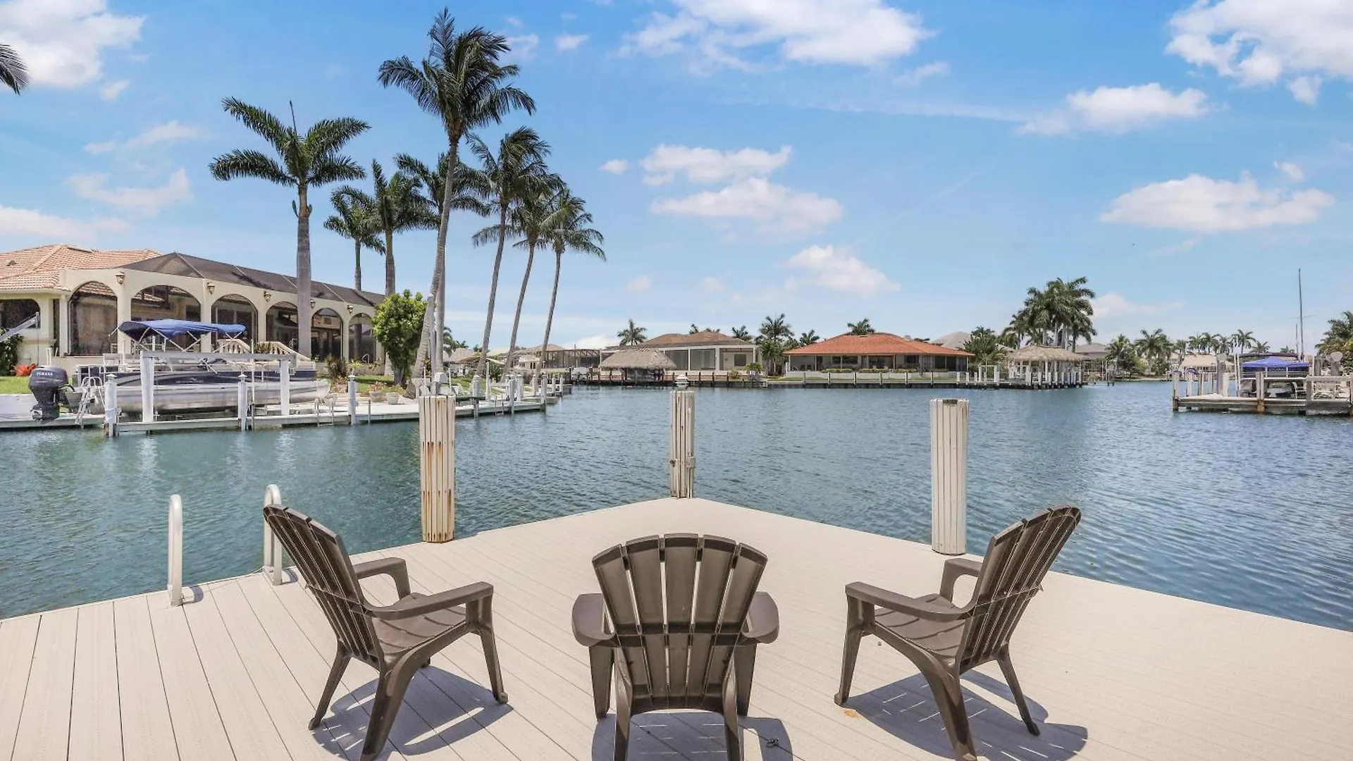855 Banyan Court