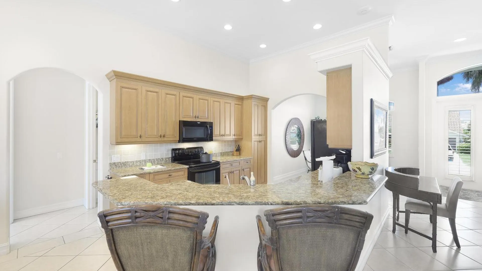 855 Banyan Court *