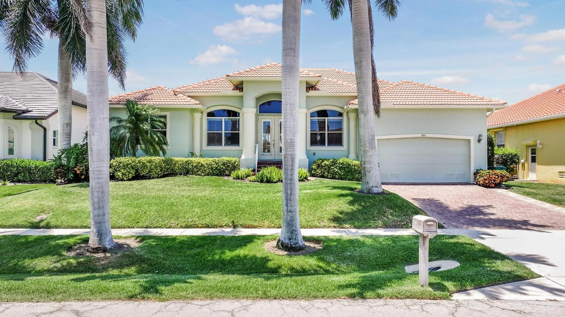 855 Banyan Court Holiday home