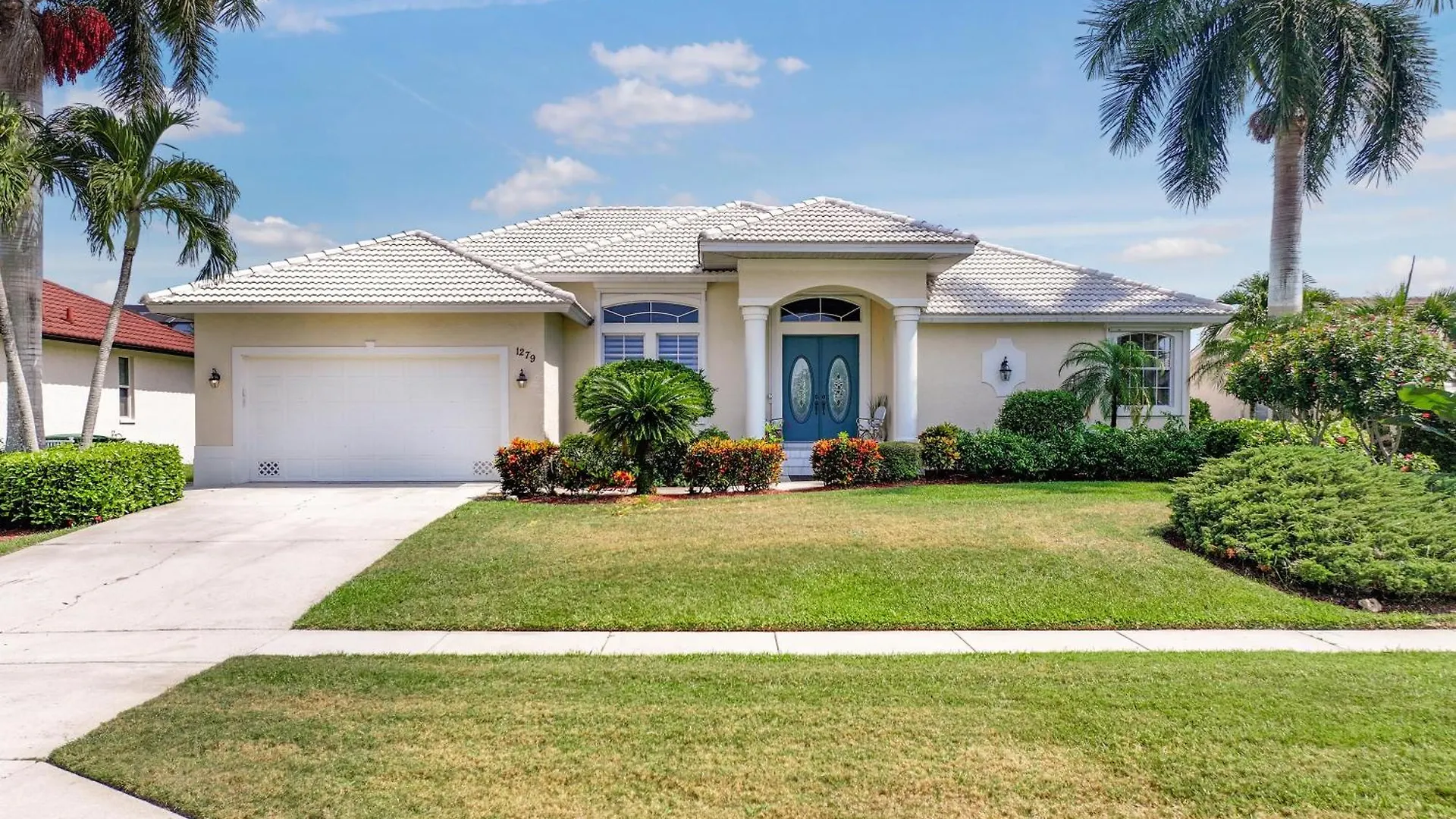 1279 Balboa Court Holiday home *