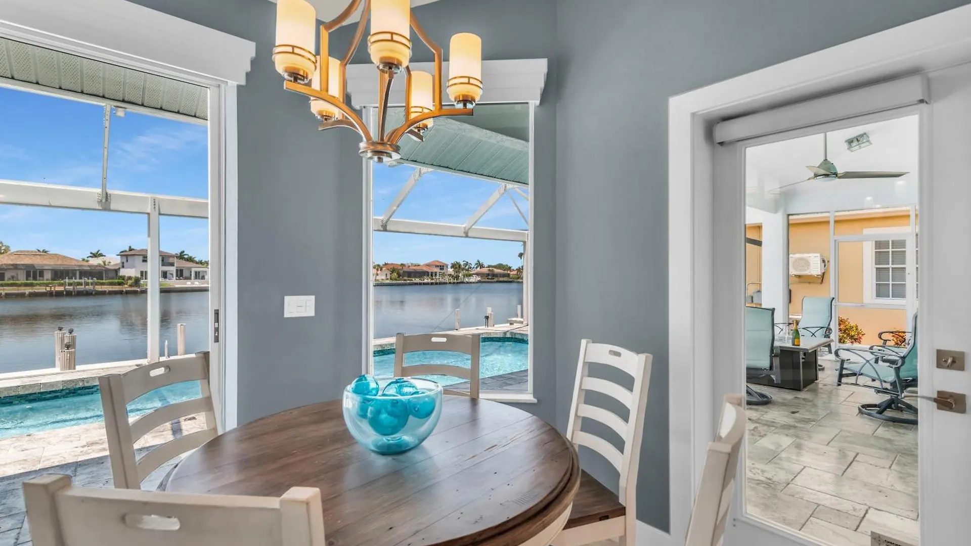 Waterfront 3 Bed I Wide Water Views I Heated Pool Marco Island