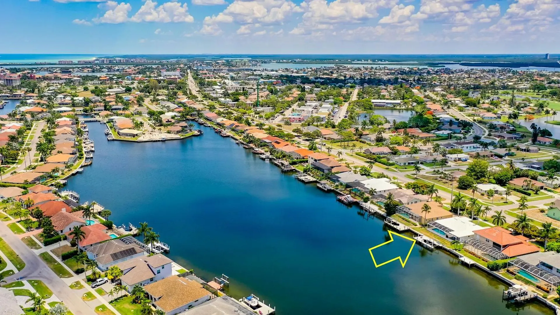 Waterfront 3 Bed I Wide Water Views I Heated Pool Holiday home Marco Island