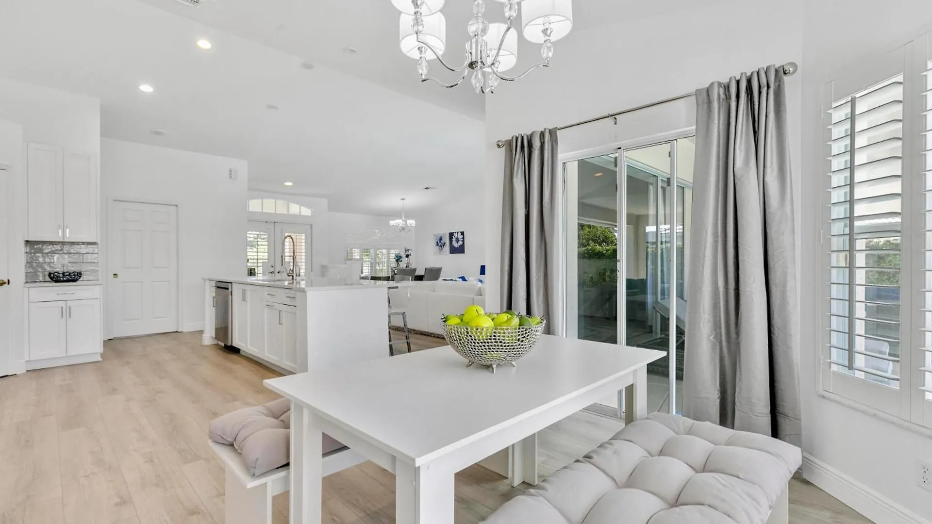 670 Wren Street Holiday home Marco Island