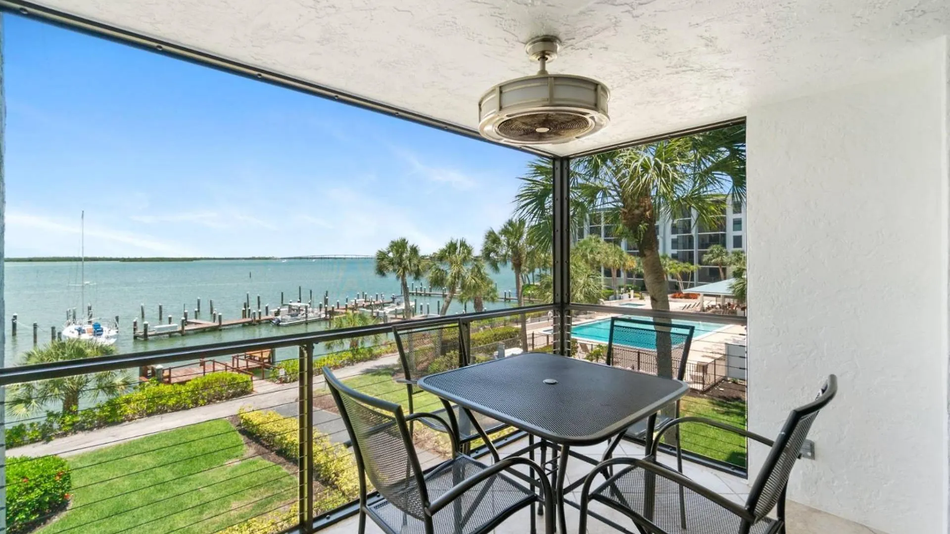 Riverside Club C309 Holiday home *