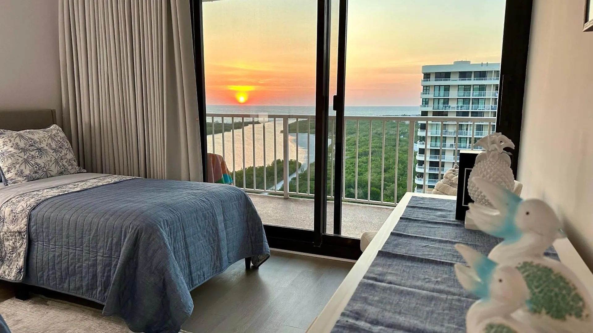 Seaview On Marco Marco Island
