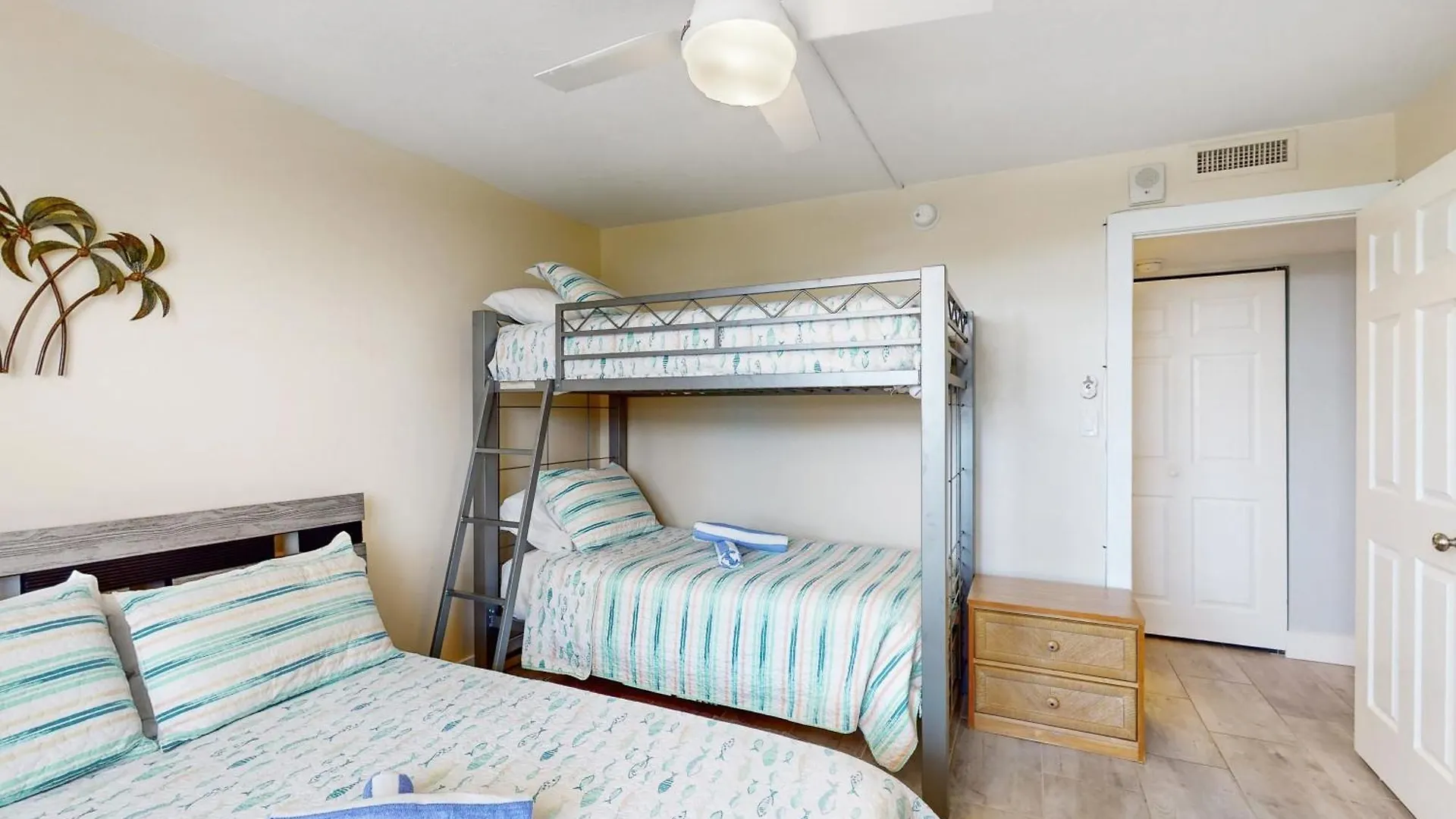 Seaview Dreams Apartment