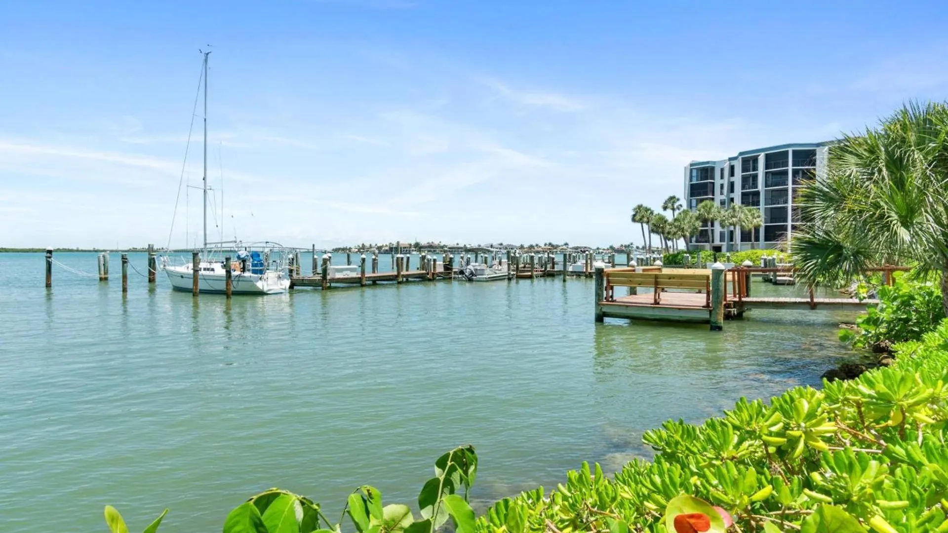 Riverside Club E608 * Marco Island