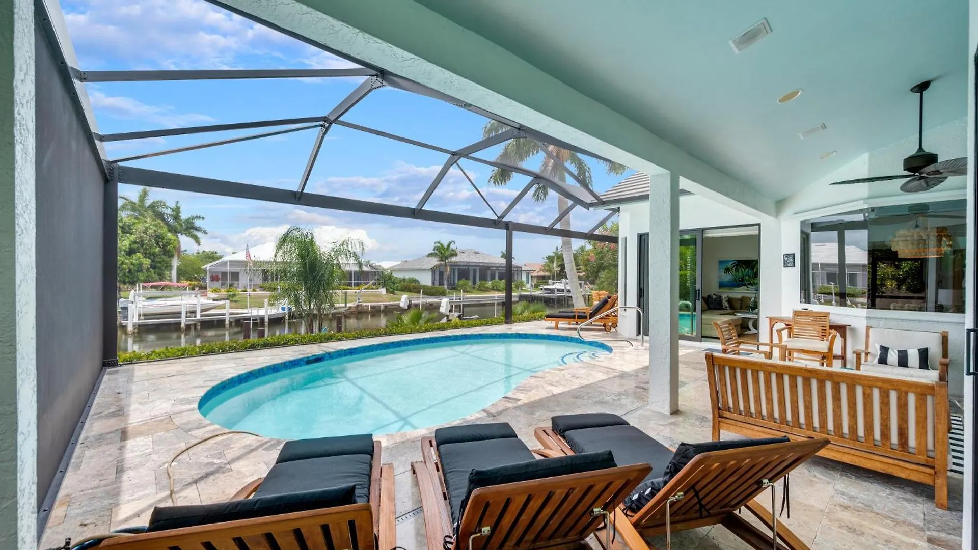 Spectacular Waterfront Oasis With Sw Exposure On * Marco Island
