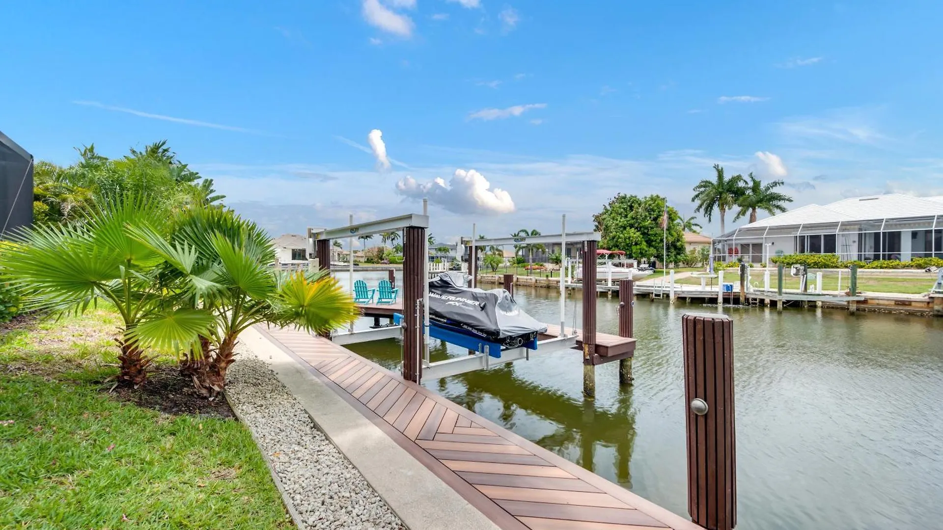 Spectacular Waterfront Oasis With Sw Exposure On Holiday home Marco Island