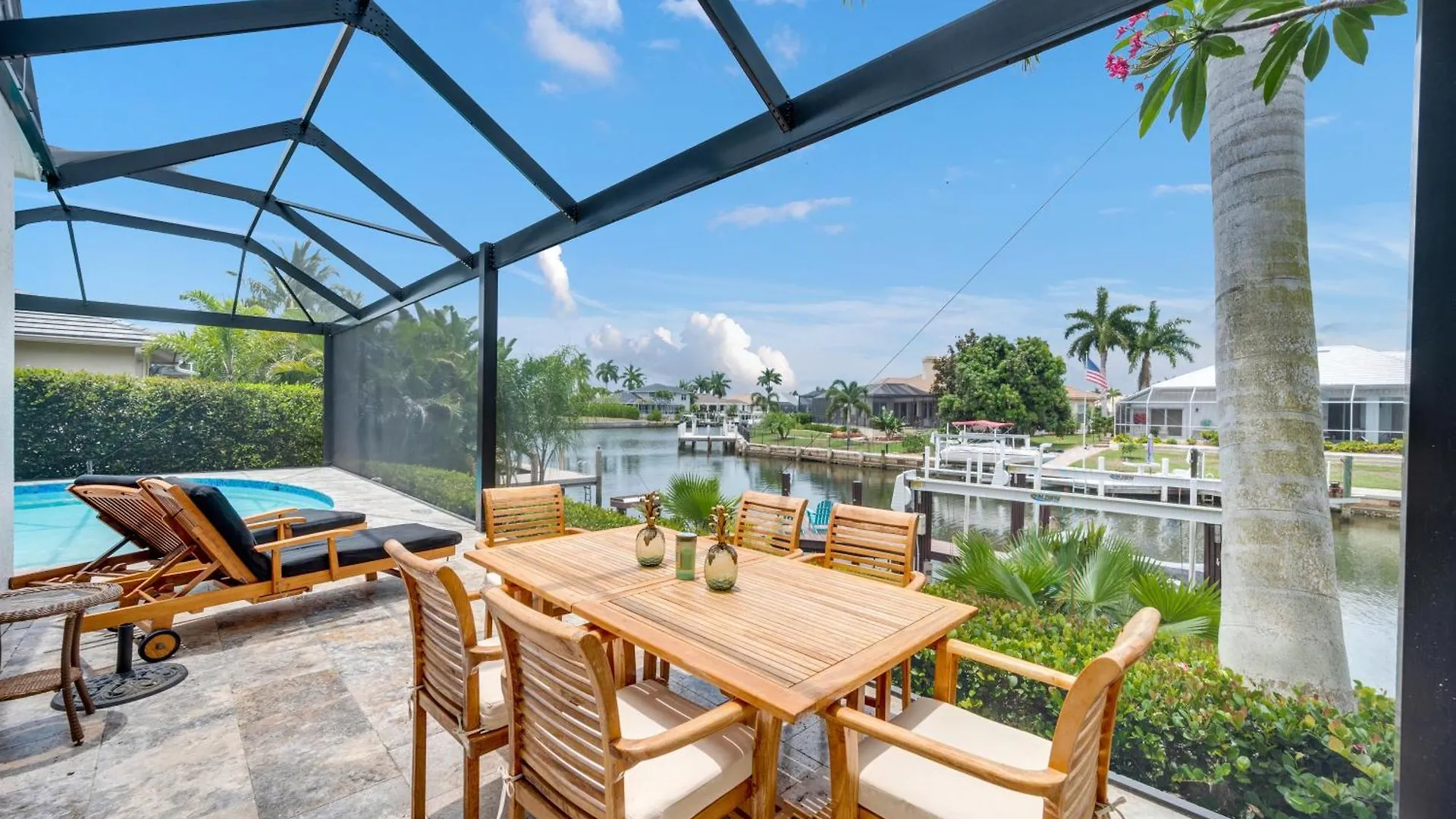 Spectacular Waterfront Oasis With Sw Exposure On * Marco Island