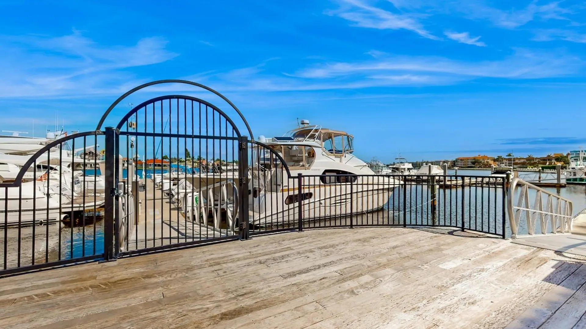 Apartment Shore To Please *