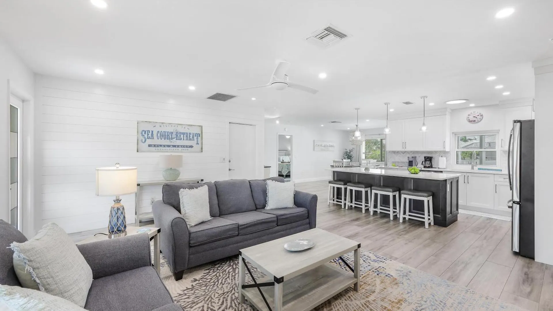 768 Sea Court Holiday home