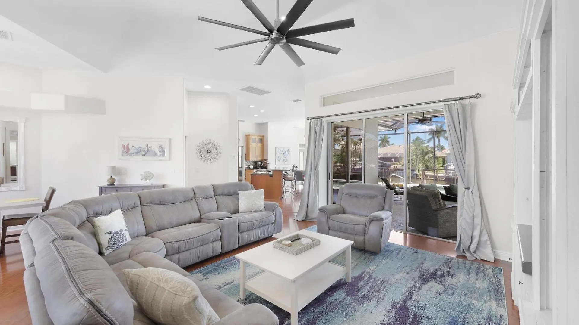 219 Sunflower Court Holiday home *