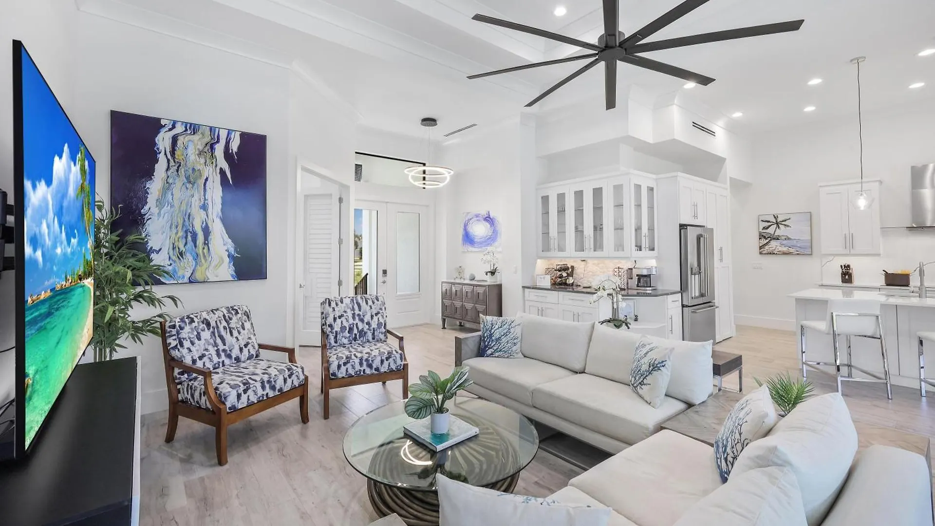 670 Amber Drive * Marco Island