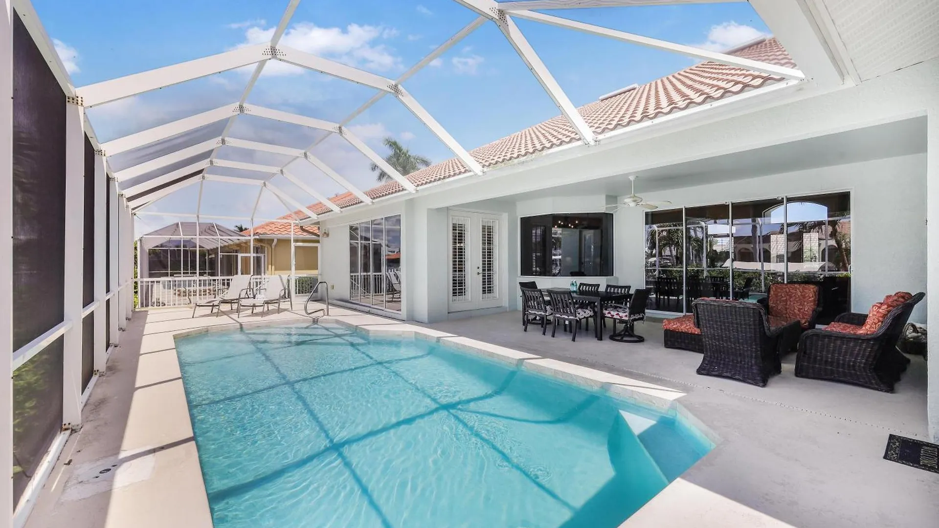 855 Banyan Court *
