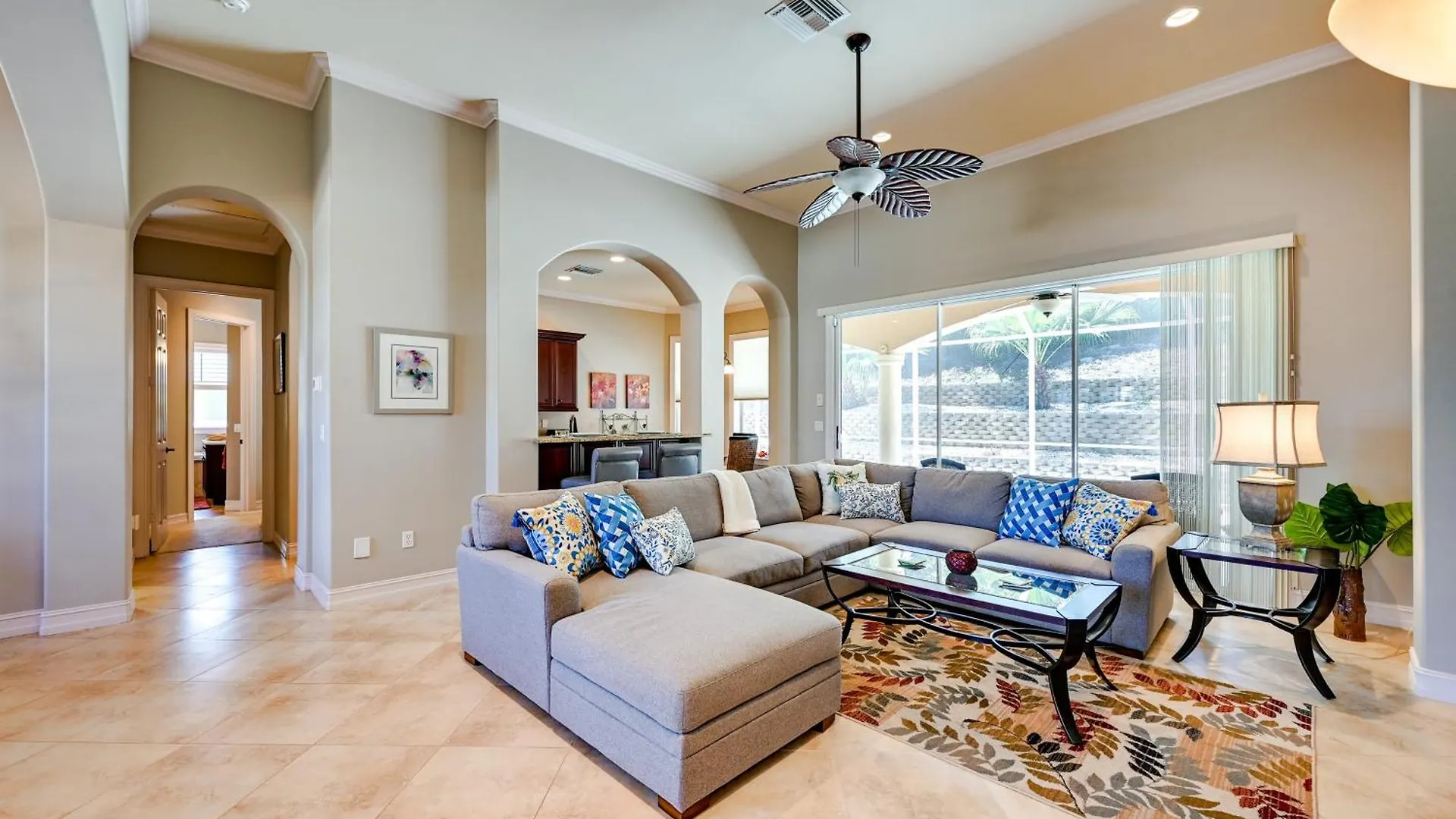 With Private Pool 3 Mi Beach! * Marco Island