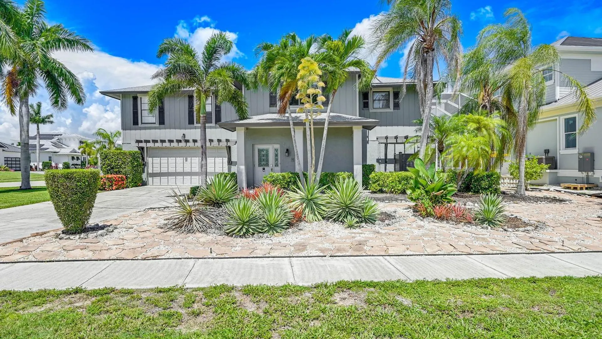 Family Pool, Lanai, Backyard! * Marco Island