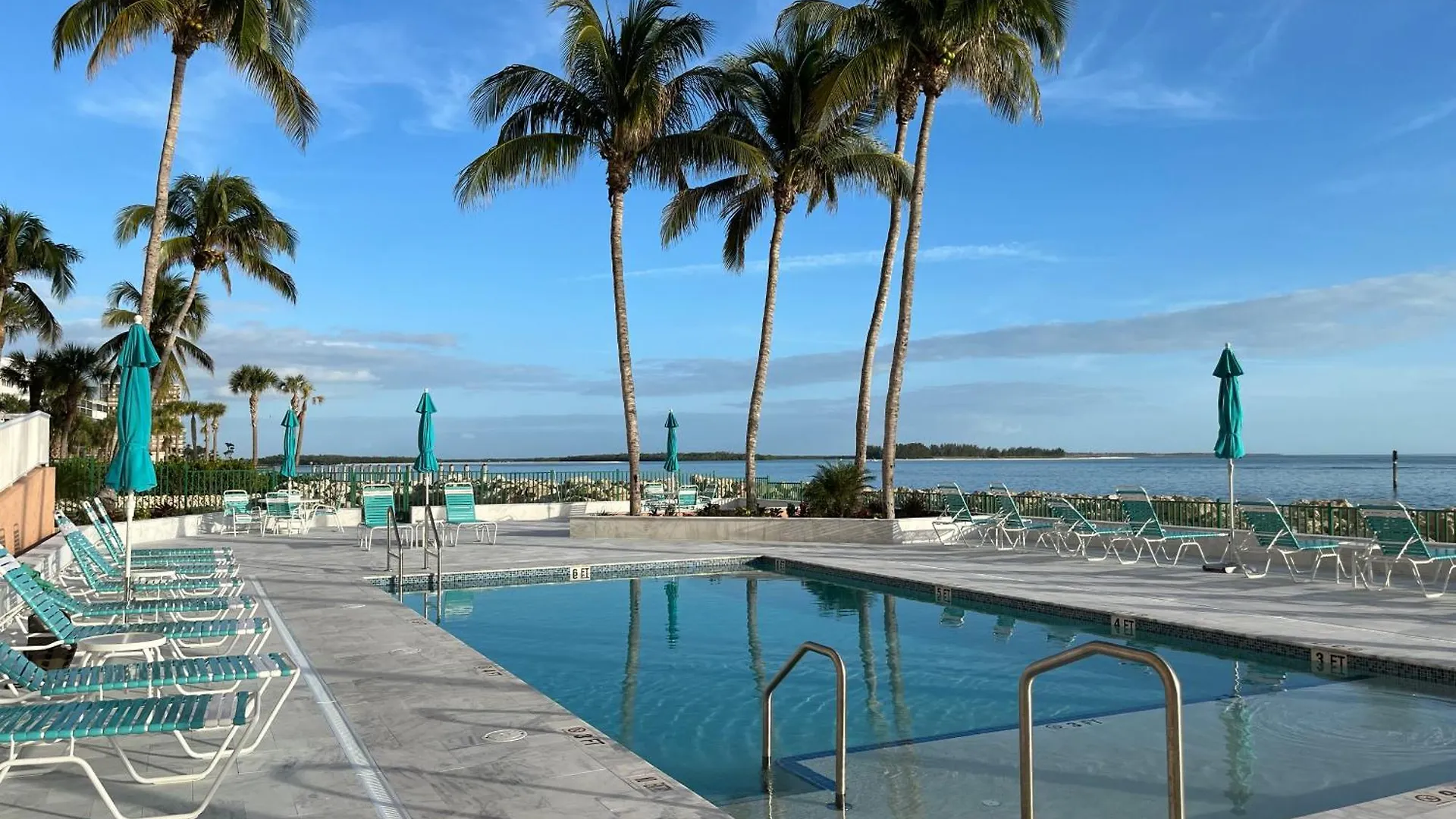 Merida Cape Marco Luxury Seaview Apartment *