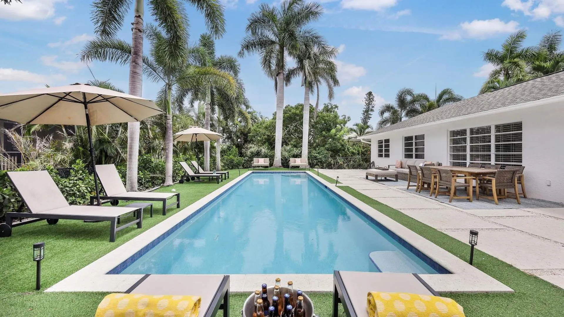 Holiday home 1220 Samoa Avenue *