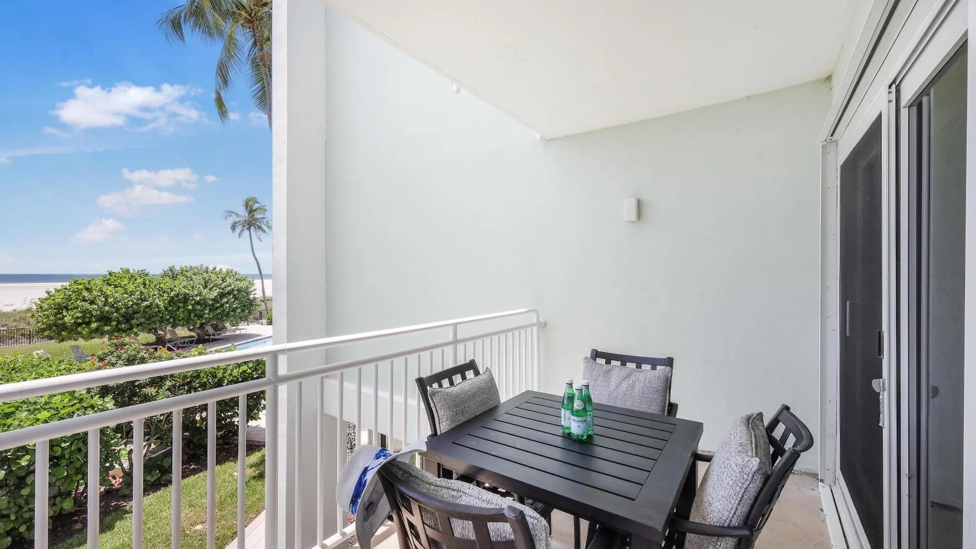 Emerald 23 * Marco Island