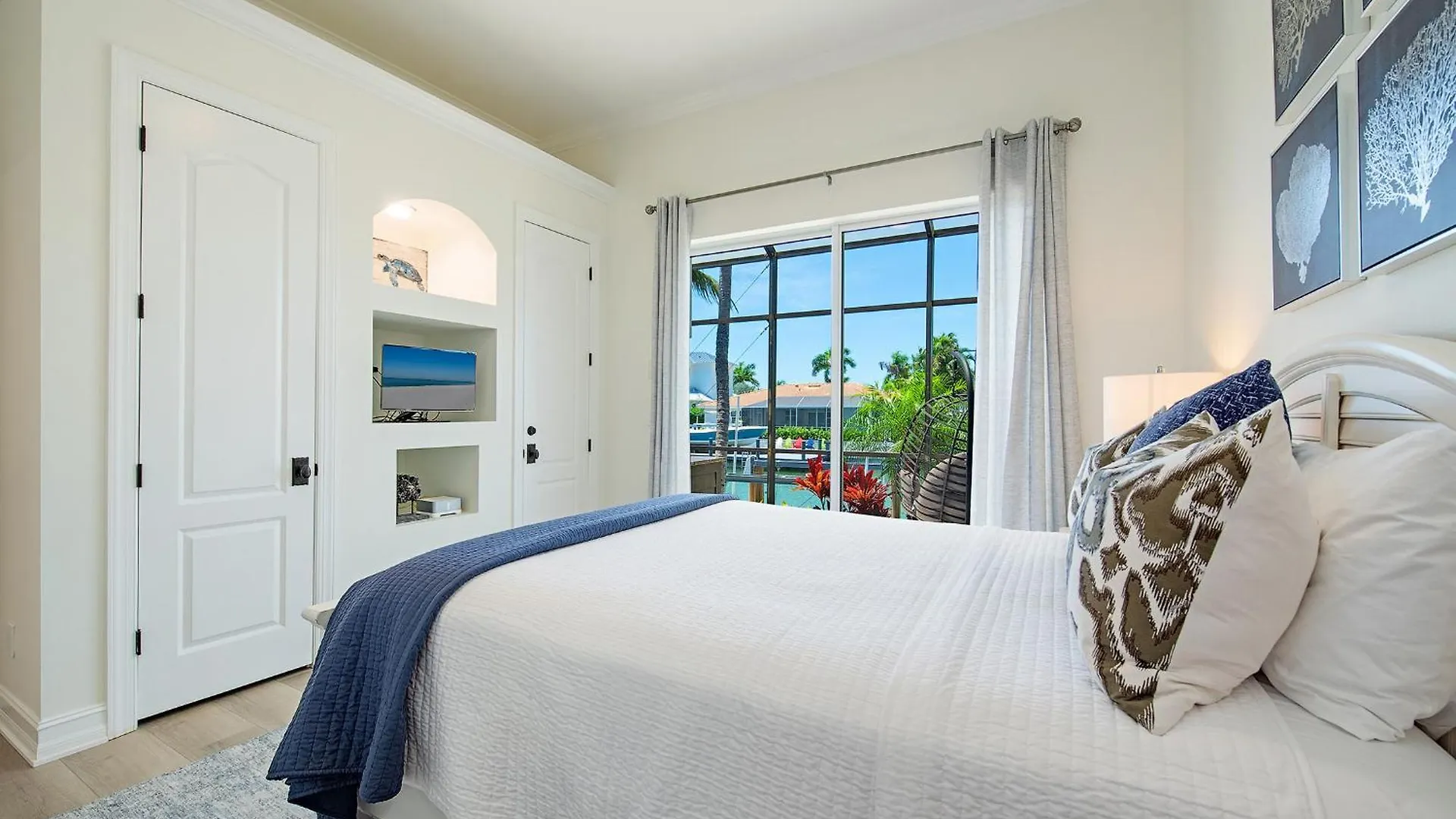 Clifton Court * Marco Island