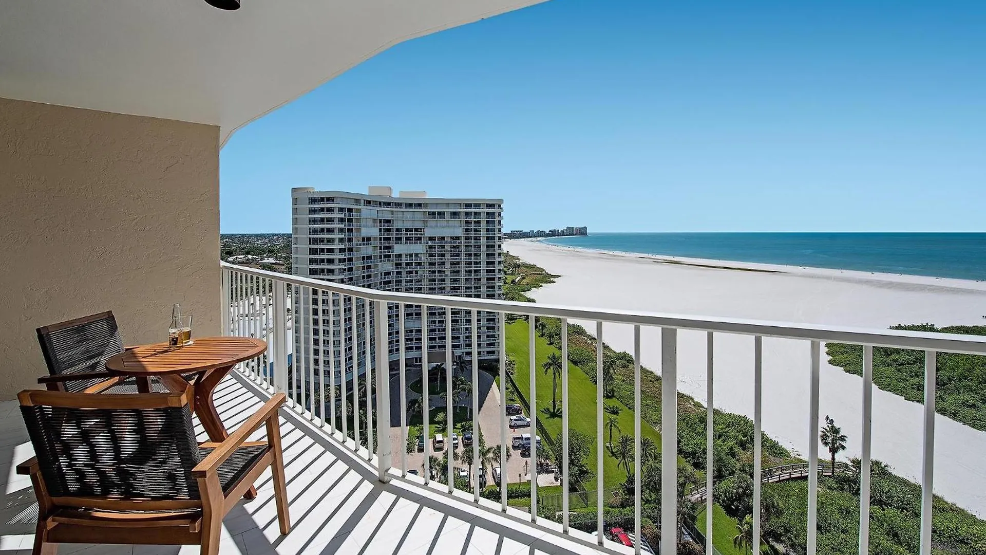 South Seas 1704 * Marco Island