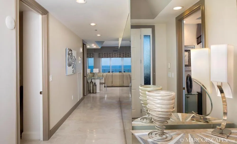 The Penthouse At Somerset Holiday home