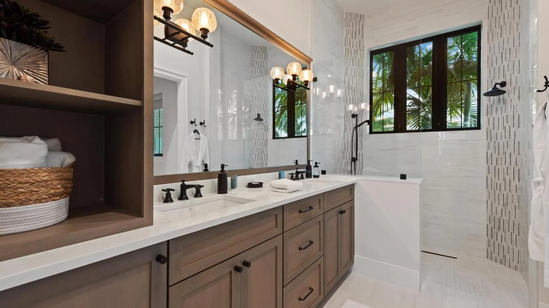 Quintara Luxe Holiday home