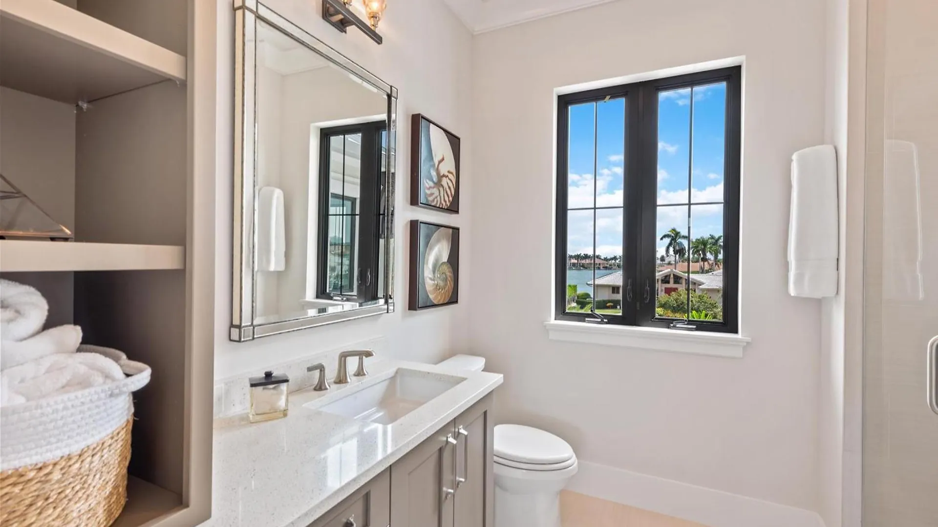 Quintara Luxe Holiday home