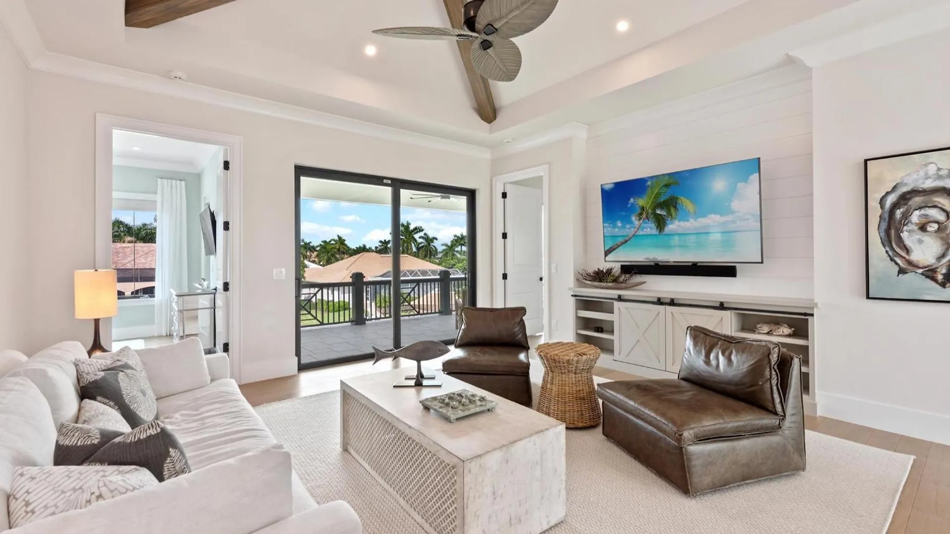 Quintara Luxe Holiday home *